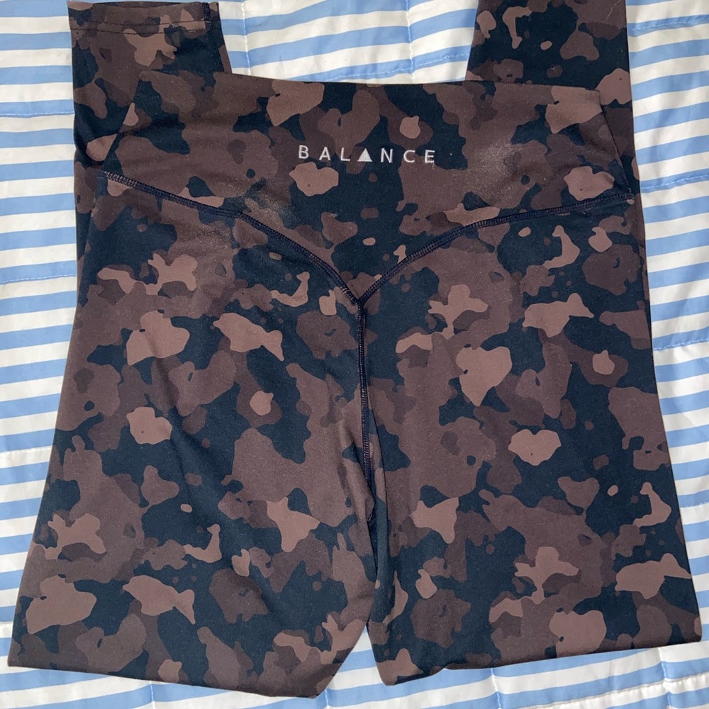 Balance Athletica Ascend pant in Base Camp